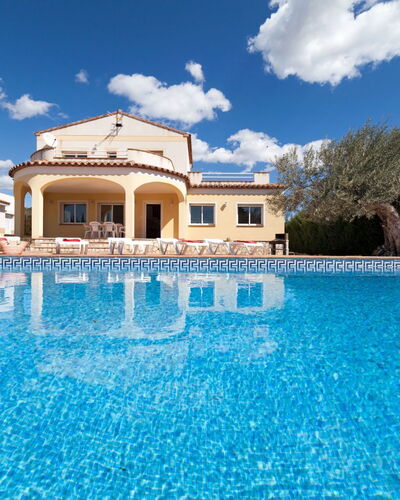 Villa Cala Llenya