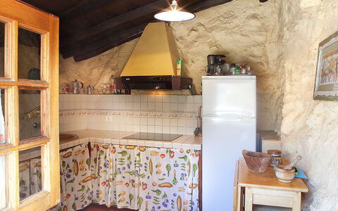 Pepa: Zimmer, Eigentum, Gebäude, Haus, Interior Design, Wand, Möbel, Decke, Die Architektur, Zuhause