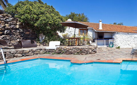Pepa: Schwimmbad, Eigentum, Haus, Grundeigentum, Urlaub, Gebäude, Freizeit, Villa, Zuhause, Resort