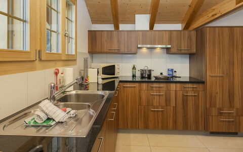 Staubbach: Flooring, Holz, Küche, Interior Design, Möbel, Cabinetry, Countertop, Fussboden, Decke, Küchengerät