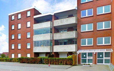Norderney: Gebäude, Himmel, Daytime, Eigentum, Fenster, Wolke, Pflanze, Urban Design, Tower Block