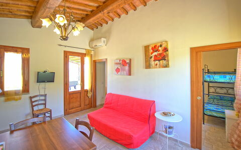 Villa Roberto: Zimmer, Eigentum, Möbel, Gebäude, Schlafzimmer, Haus, Grundeigentum, Interior Design, Bett, Fussboden