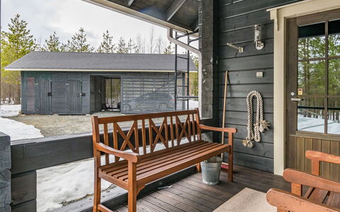 Mäntyrinne: Holz, Zuhause, Veranda, Abstellgleis, Tür, Hütte, Verbundwerkstoff, Hartholz, Planke, Deck