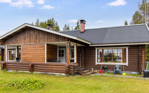 Ruka-Kitkan Käki: Gras, Gebäude, Fenster, Holz, Haus, Dach, Hütte, Abstellgleis, Zuhause, Grundstueck
