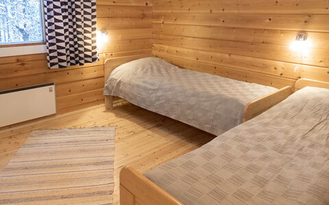 Viipusjärvi 11: Holz, Fussboden, Flooring, Decke, Interior Design, Holzbeize, Zimmer, Schlafzimmer, Hartholz, Bett