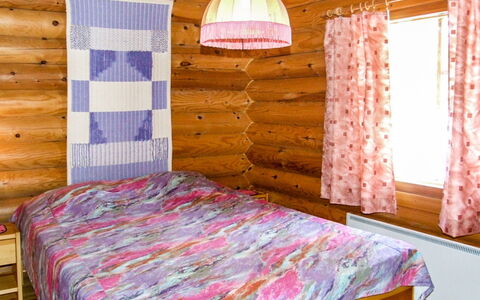 Kujalan Lomat 1: Holz, Interior Design, Schlafzimmer, Zuhause, Möbel, Linens, Zimmer, Bett, Holzbeize, Bettdecke