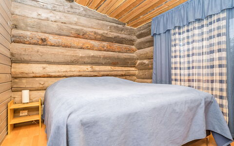 Pajalan Honka: Holz, Flooring, Fussboden, Interior Design, Decke, Linens, Holzboden, Zimmer, Schlafzimmer, Bett