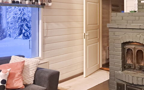 Pajalan Piilopirtti: Holz, Interior Design, Flooring, Möbel, Zuhause, Fussboden, Zimmer, Holzbeize, Decke, Wohnzimmer
