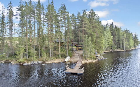 Korpilahti: Gras, Haus, Hütte, Grundstueck, Zuhause, Estate, Rasen, Abstellgleis, Bauernhaus, Veranda