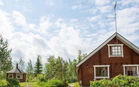 Ranta-Lemettilä: Zuhause, Hütte, Dach, Estate, Schatten, Bauernhaus, Rasen, Landscaping, Garten, Garten