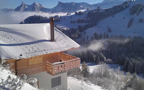 Chalet la Poya: Himmel, Berg, Schnee, Gebäude, Natur, Steigung, Wolke, Einfrieren, Haus, Glazialmorphologie