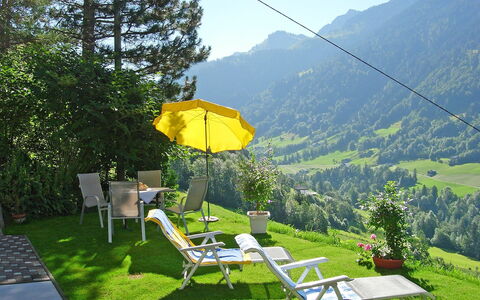 Elsa: Bergstation, Gebirge, Bergforms, Natürliche Landschaft, Eigentum, Berg, Alpen, Tabelle, Gras, Möbel
