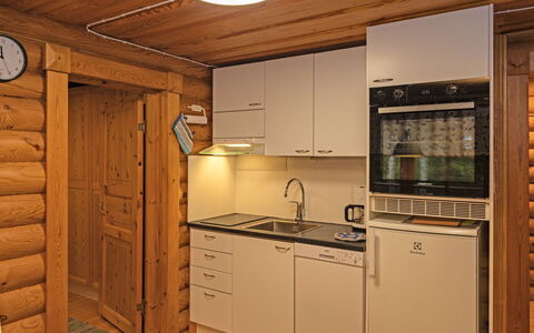 Varilan Lomamajat Nr1: Holz, Decke, Flooring, Interior Design, Fussboden, Möbel, Zimmer, Küche, Holzbeize, Countertop