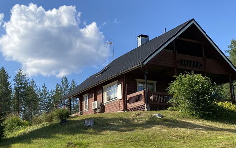 Notkontaus: Gras, Haus, Hütte, Grundstueck, Zuhause, Estate, Rasen, Abstellgleis, Bauernhaus, Veranda