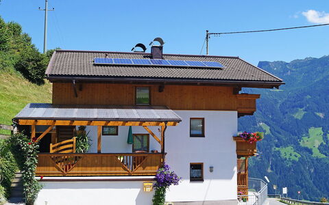 Gruber: Haus, Eigentum, Gebäude, Bergstation, Gebirge, Grundeigentum, Baum, Die Architektur, Dach, Tourismus