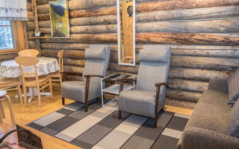 Saukkokumpu 3: Möbel, Flooring, Holz, Fussboden, Interior Design, Stuhl, Holzboden, Zimmer, Wohnzimmer, Hartholz