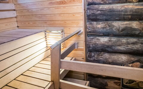Retkietappi Honkapirtti: Holz, Hartholz, Planke, Sauna, Holzbeize, Holzboden, Holz, Natürliches Material, Deck, Sperrholz