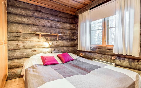 Karhunkaato As. C: Holz, Hütte, Blockhaus, Wald, Schuppen, Gartenbauten, Lärche, Wald, Holzbeize