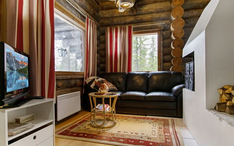 Rukaveska 4B: Möbel, Interior Design, Flooring, Holz, Fussboden, Wohnzimmer, Decke, Zimmer, Couch, Zuhause