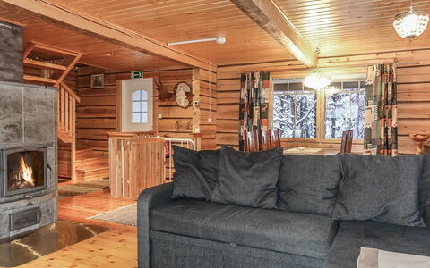 Ylikyrön Mökki: Holz, Möbel, Blockhaus, Zimmer, Hartholz, Hütte, Holzbeize, Wohnzimmer, Holzboden, Decke