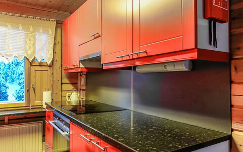 Ylikyrön Mökki: Küche, Holz, Interior Design, Countertop, Flooring, Cabinetry, Küchengerät, Major Appliance, Fussboden, Zuhause