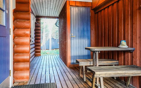 Kiepinkulma a: Holz, Hütte, Blockhaus, Wald, Schuppen, Gartenbauten, Lärche, Wald, Holzbeize