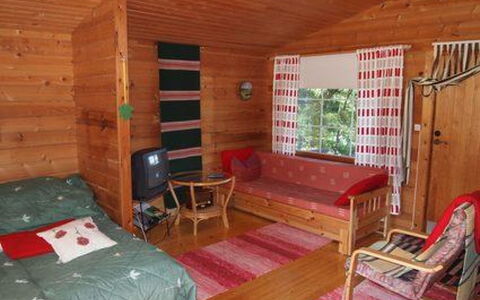Raanumökki 4: Holz, Hütte, Blockhaus, Wald, Schuppen, Gartenbauten, Lärche, Wald, Holzbeize