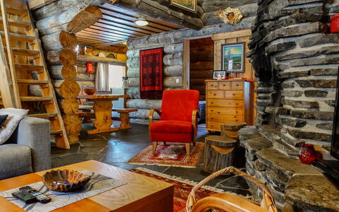 Kelo-Ville: Holz, Schnee, Winter, Hütte, Einfrieren, Zuhause, Blockhaus, Lärche, Abstellgleis