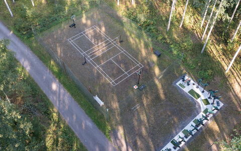 Papanmökki: Baum, Grundstueck, Park, Wald, Racquet Sport, Hain