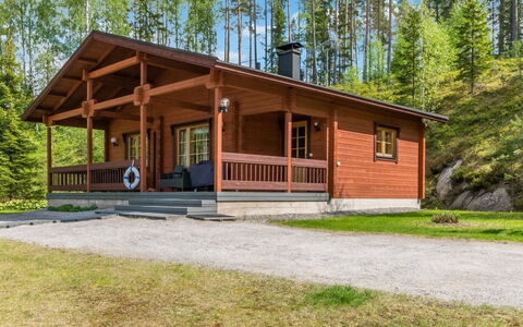 7734: Grundstueck, Estate, Veranda, Landscaping, Hartholz, Eco Hotel, Gartenbauten, Deck, Bauernhaus, Walkway