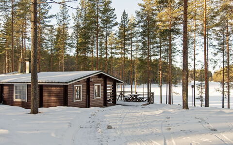 Aittoniemi i: Holz, Abstellgleis, Hütte, Haus, Zuhause, Planke, Gartenbauten, Blockhaus, Hartholz, Veranda