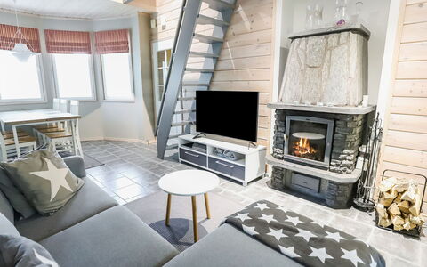 Rukan Taikavuosselin Helmi 8 a: Interior Design, Zuhause, Zimmer, Wohnzimmer, Hütte, Hartholz, Stuhl, Holzbeize, Blockhaus
