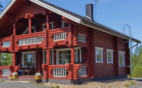 Harjurinne: Holz, Hütte, Dach, Abstellgleis, Zuhause, Tür, Hartholz, Blockhaus, Veranda, Holzbeize