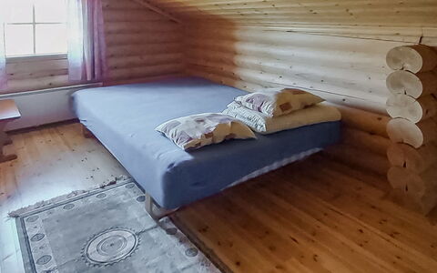 Harjurinne: Holz, Flooring, Fussboden, Linens, Holzbeize, Hartholz, Zimmer, Schlafzimmer, Holzboden, Bettdecke