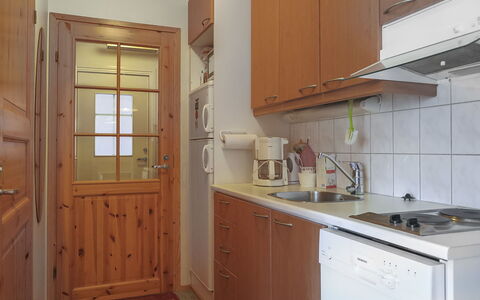 Moitakuru A14: Cabinetry, Flooring, Countertop, Holz, Möbel, Fussboden, Küche, Sinken, Küchengerät, Armatur