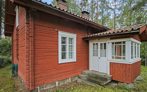 Villa Pettu: Baum, Holz, Hütte, Haus, Dach, Zuhause, Grundstueck, Ländliches Gebiet, Abstellgleis