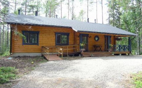 Mustikka: Gras, Haus, Hütte, Grundstueck, Zuhause, Estate, Rasen, Abstellgleis, Bauernhaus, Veranda