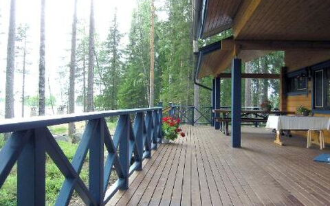 Mustikka: Gras, Haus, Hütte, Grundstueck, Zuhause, Estate, Rasen, Abstellgleis, Bauernhaus, Veranda