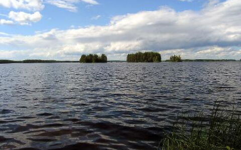 Puolukka: Himmel, Blau, Wasservorräte, Wolke, Wasser, Gewässer, Wasserweg, Horizont, Kumulus, Wasserlauf