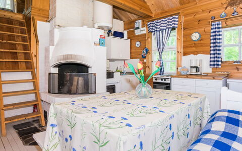 Liinaranta: Holz, Schnee, Winter, Hütte, Einfrieren, Zuhause, Blockhaus, Lärche, Abstellgleis