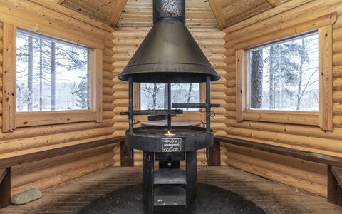 Eemilin Huvila: Holz, Schnee, Winter, Hütte, Einfrieren, Zuhause, Blockhaus, Lärche, Abstellgleis