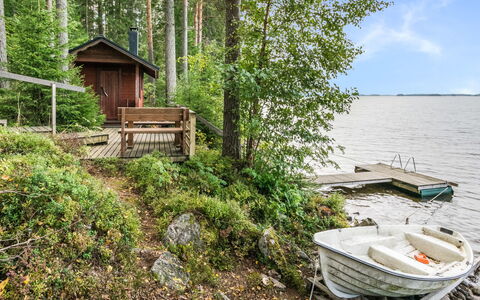 Iltarusko: Baum, Holz, Hütte, Bank, See, Ländliches Gebiet, Wald, Blockhaus, Ufer