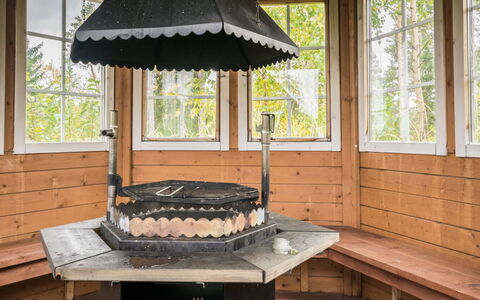 Kanervarinne: Holz, Hütte, Blockhaus, Wald, Schuppen, Gartenbauten, Lärche, Wald, Holzbeize