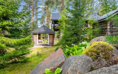 Sarvitupa: Holz, Hütte, Blockhaus, Wald, Schuppen, Gartenbauten, Lärche, Wald, Holzbeize
