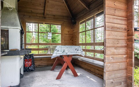 Sarvitupa: Holz, Hütte, Blockhaus, Wald, Schuppen, Gartenbauten, Lärche, Wald, Holzbeize