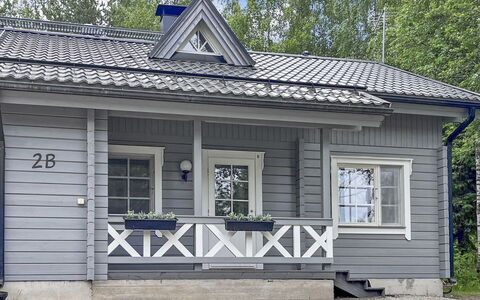 Sini 2B: Holz, Hütte, Blockhaus, Wald, Schuppen, Gartenbauten, Lärche, Wald, Holzbeize