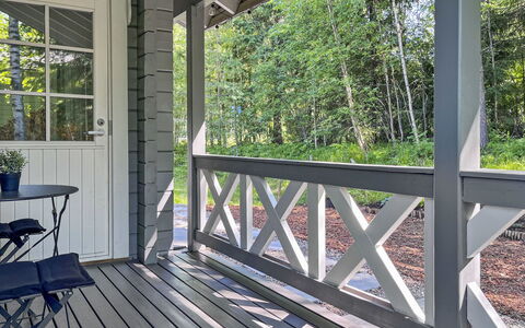 Sini 2B: Holz, Hütte, Blockhaus, Wald, Schuppen, Gartenbauten, Lärche, Wald, Holzbeize