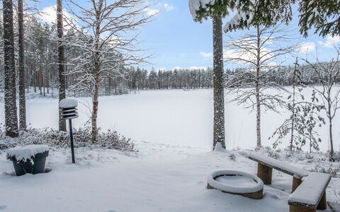 Karpalo: Wasserweg, Bank, Wasserlauf, See, Hütte, Wald, Kanal, Reservoir, Blockhaus