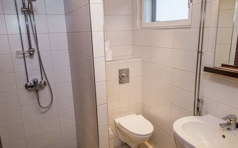 Tahko Spa Suites Orange a 9: Gras, Haus, Hütte, Grundstueck, Zuhause, Estate, Rasen, Abstellgleis, Bauernhaus, Veranda