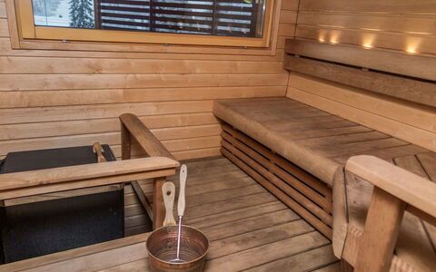 Tahko Spa Suites Orange a 9: Gras, Haus, Hütte, Grundstueck, Zuhause, Estate, Rasen, Abstellgleis, Bauernhaus, Veranda